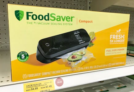 FoodSaver Compact Vacuum Sealer Starter Kit