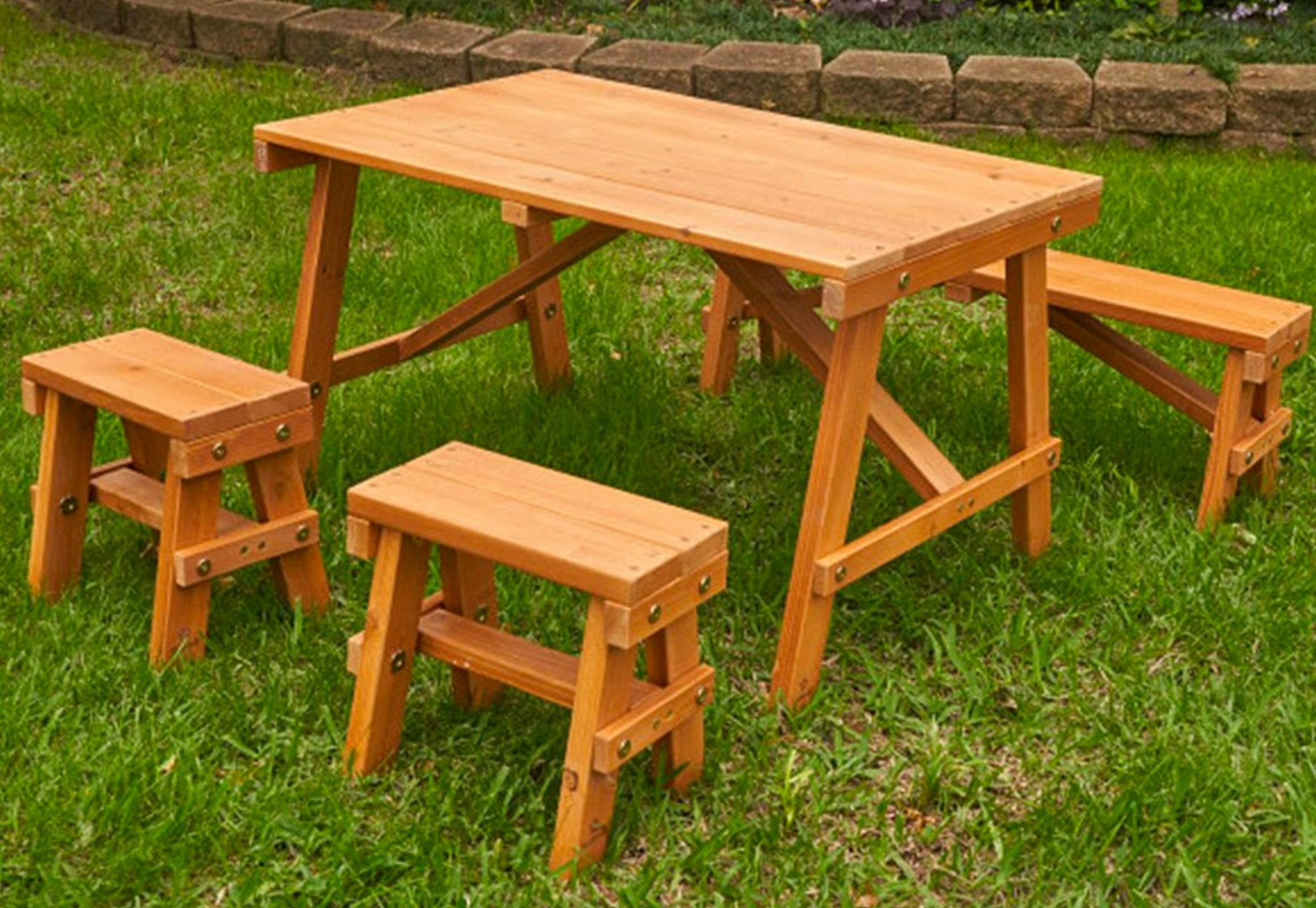 zulily-kidkraft-outdoor-picnic-table-mar-2023