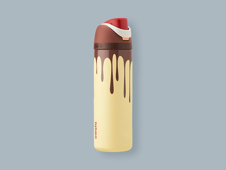 An Owala Sundae Funday limited edition bottle 