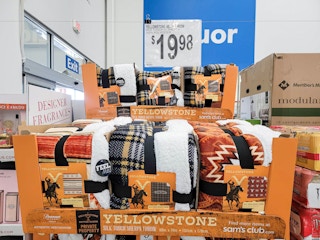 yellowstone blankets