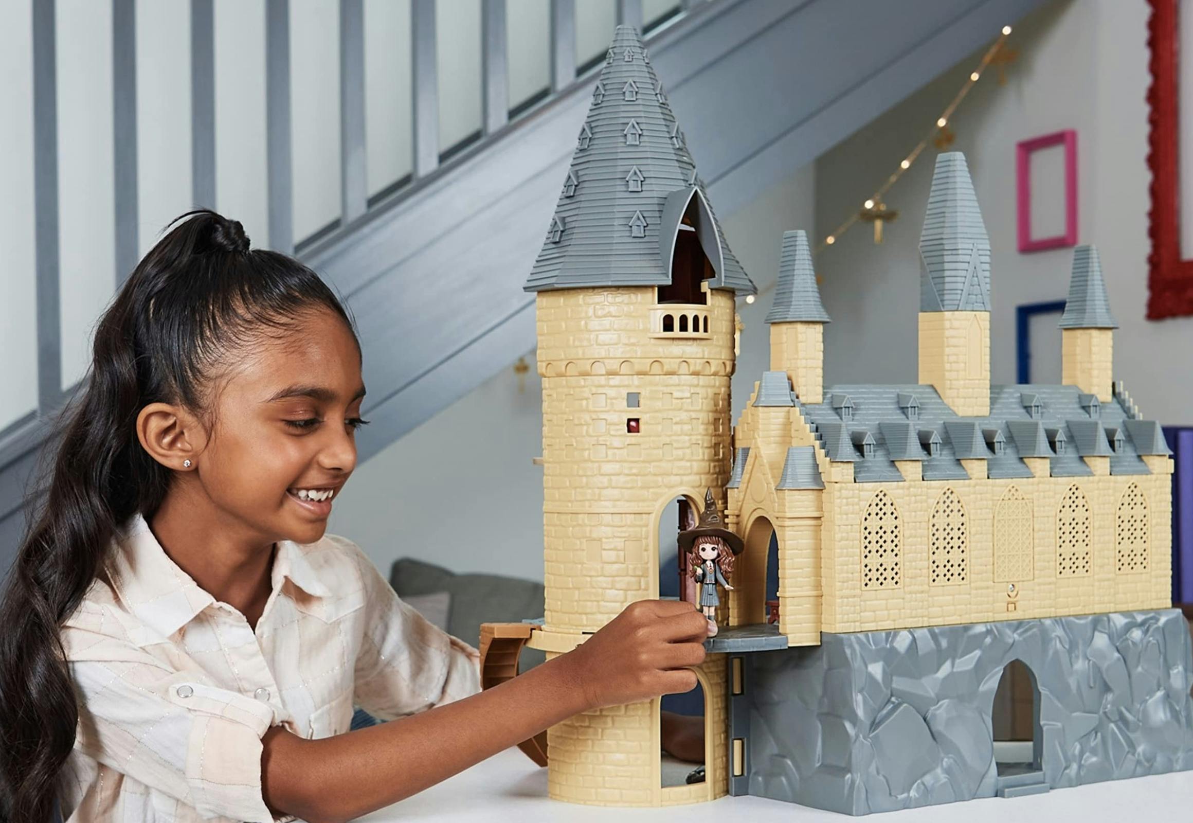 until gone Wizarding World Harry Potter Magical Minis Hogwarts Castle Playset stock image 2023