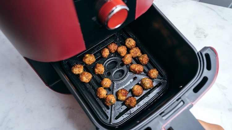 meatbaqlls in an air fryer 