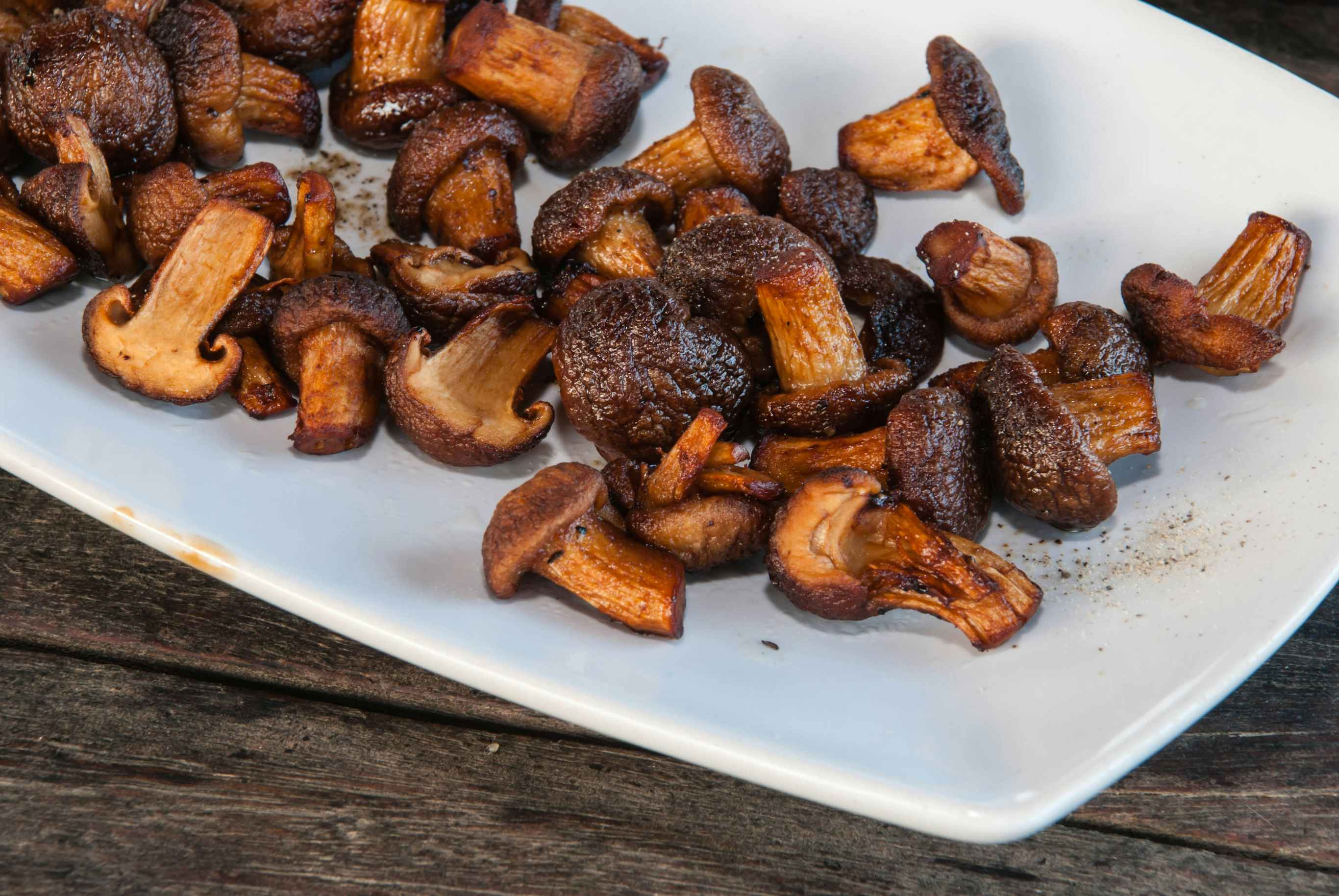 cooked mushrooms on a plate 
