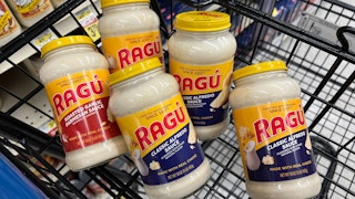 albertsons ragu alfredo sauce apr13 2023 c 1681402224 1681402224 scaled