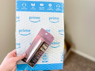 amazon loreal lash paradise mascara makeup5 1682447587 1682447588