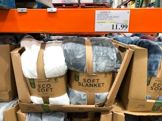 white and grey plush blankets