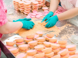 People making bath bombs at Lush