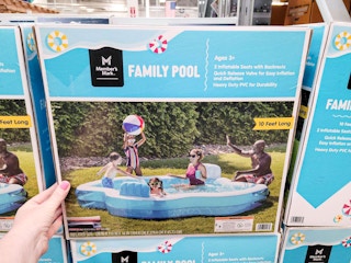 inflatable family pool