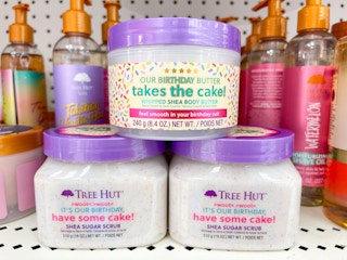 tree hut birthday cake target5 1682002475 1682002476 scaled