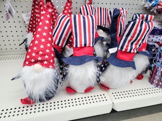 patriotic gnomes