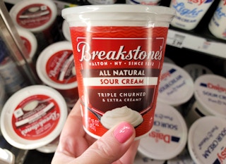 kroger breakstones sour cream sv 1683807434 1683807434