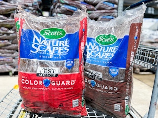 lowes scotts mulch 1684426743 1684426743 scaled
