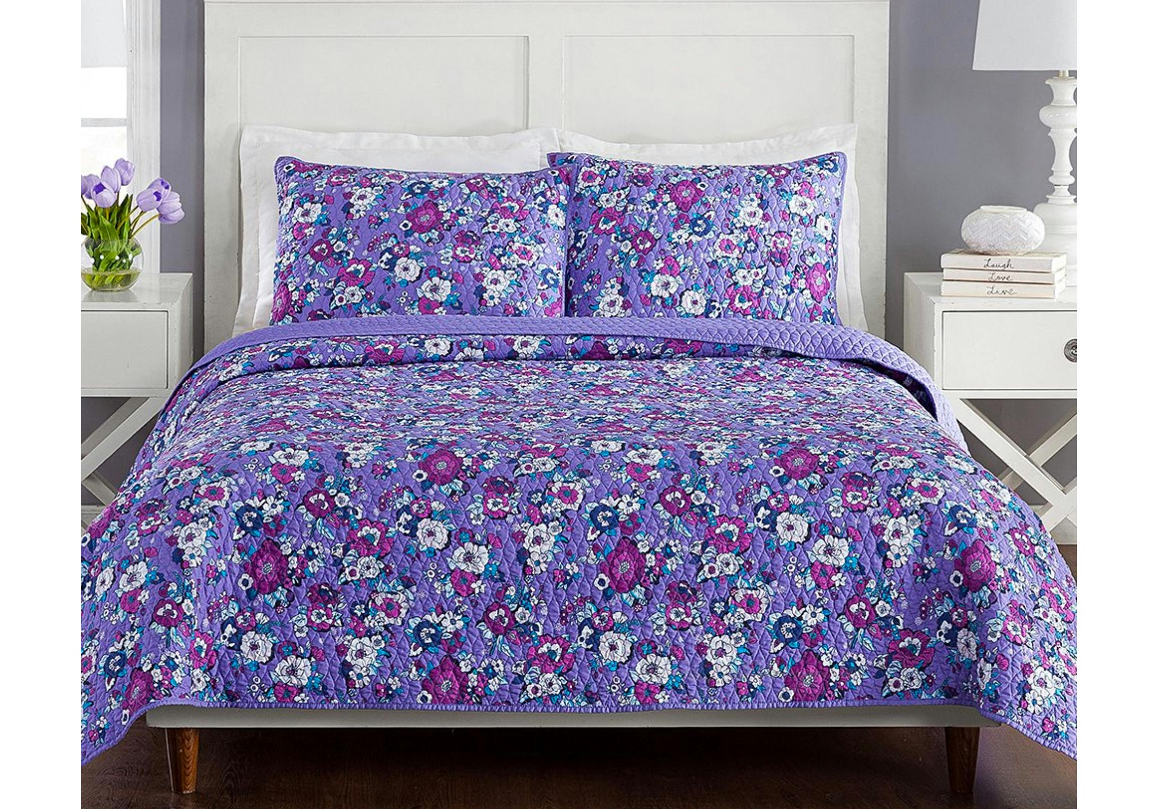 New Yankee Candle Vera Bradley Collab Features a Free Tote The Krazy