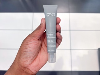 A Paula's Choice 25% AHA and 2% BHA exfoliant peel