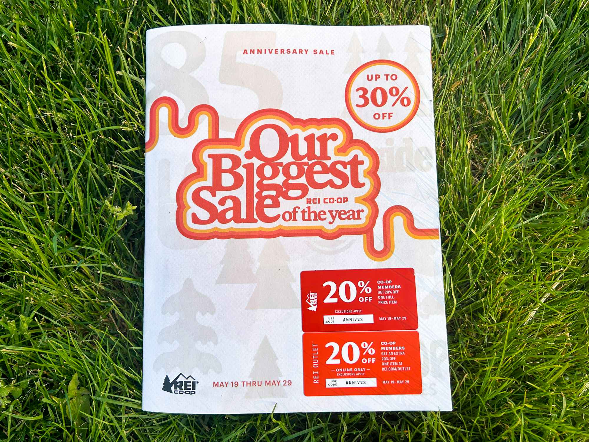 https://prod-cdn-thekrazycouponlady.imgix.net/wp-content/uploads/2023/05/rei-coop-store-anniversary-sale-biggest-sale-of-the-year-advertisement-mailer-kcl-22-1684935245-1684935246.jpg?auto=format&fit=fill&q=25