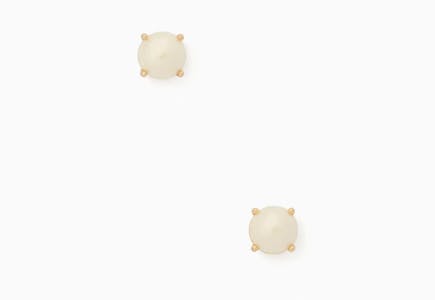 Pearl Gumdrop Studs