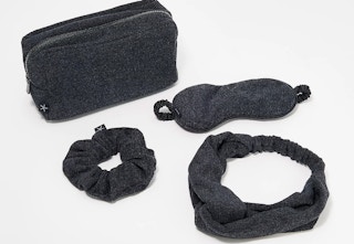 qvc-barefoot-dreams-travel-set-2