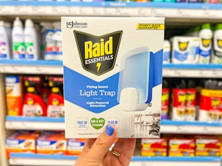 raid essentials insect light trap taregt2 1685900385 1685900385 scaled