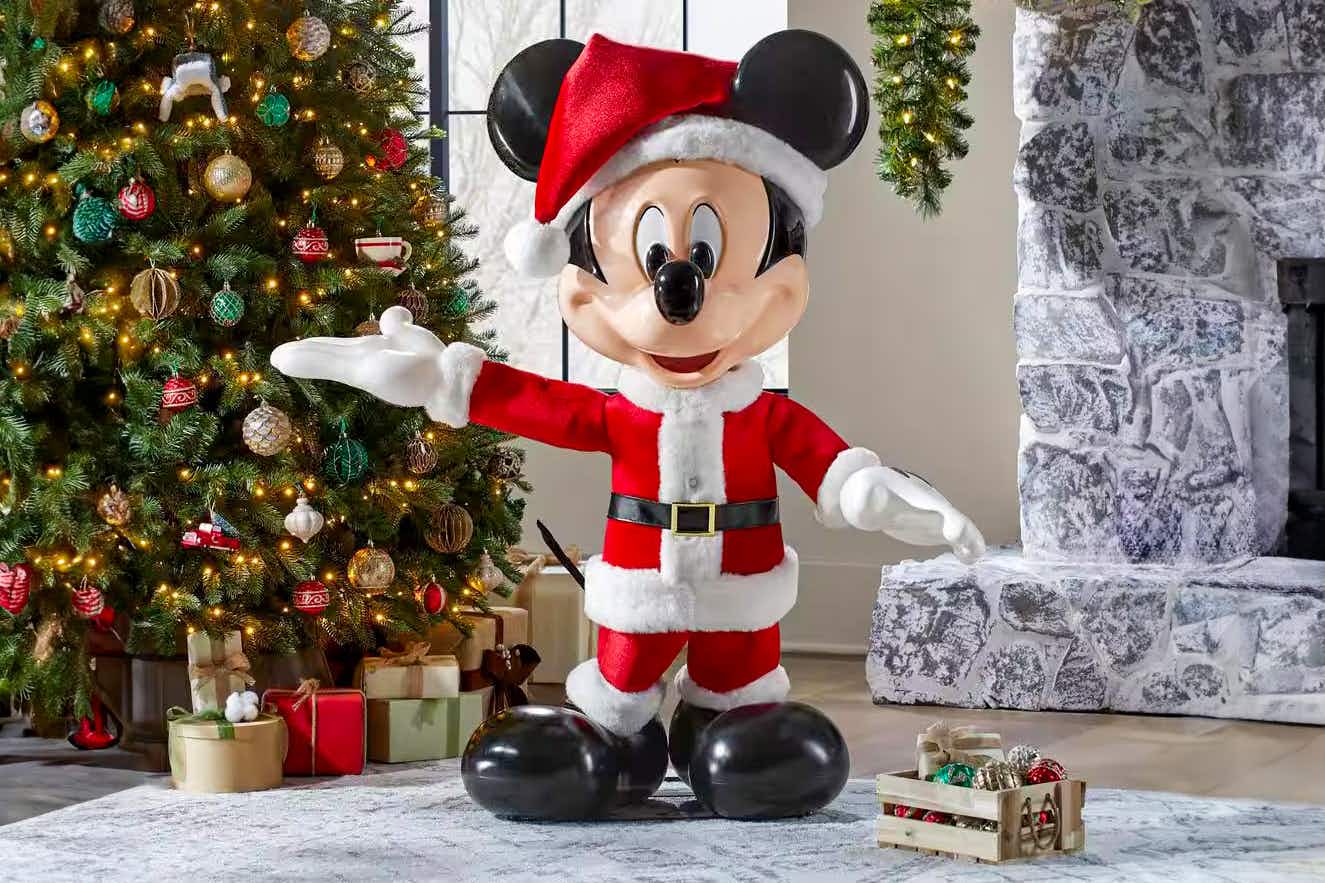 a mickey mouse holiday decoration