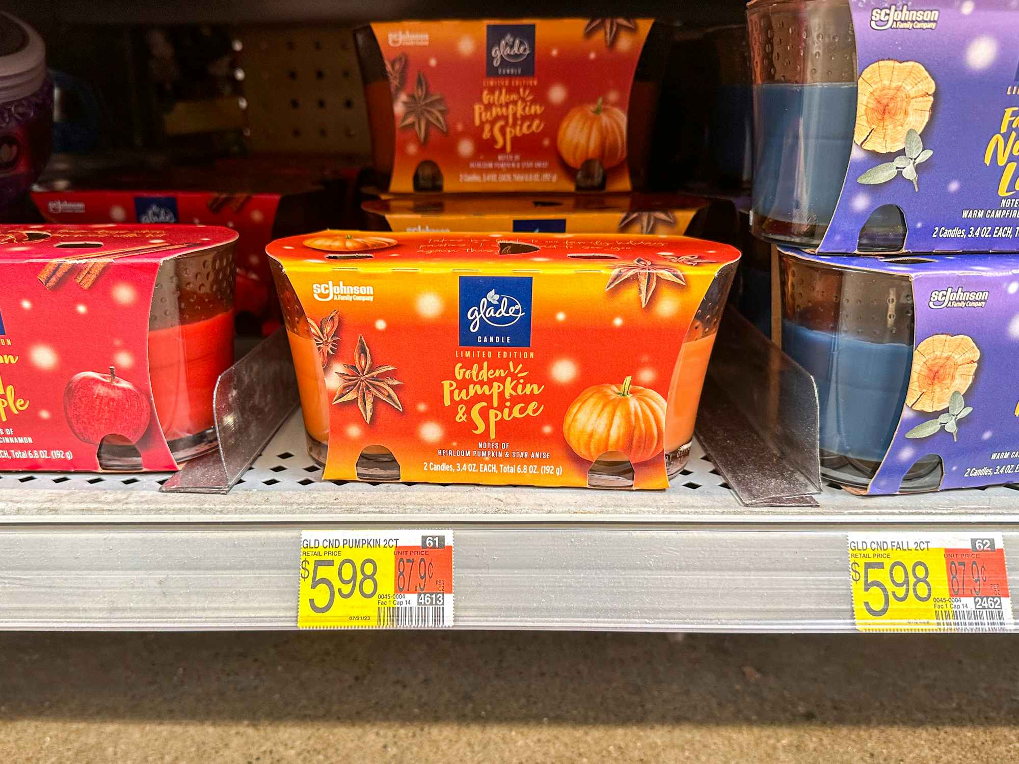 pumpkin spice glad on a walmart shelf