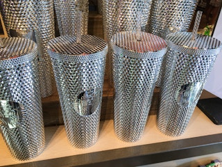 disney-store-strabucks-tumbler-4-2