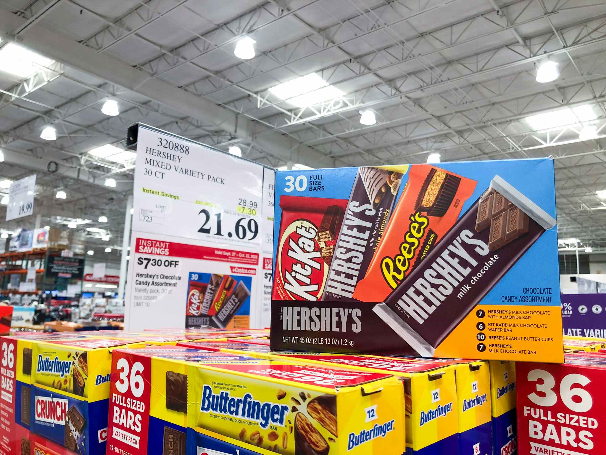 Costco: Hot Deal on Ferrero Full Sized Bars – $7.00 off!!