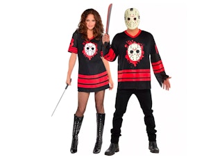 jason vorheez couple costume halloween 1696538616 1696538616